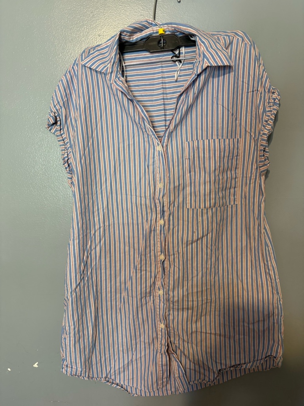 Zara Blue and White Striped Short-Sleeve Button-Down Shirt